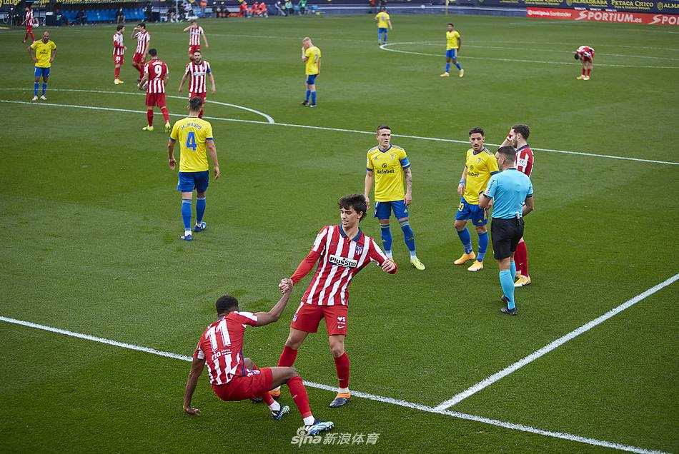 اليورو الإيطاليالعملة الموحدة في قلب أوروبا