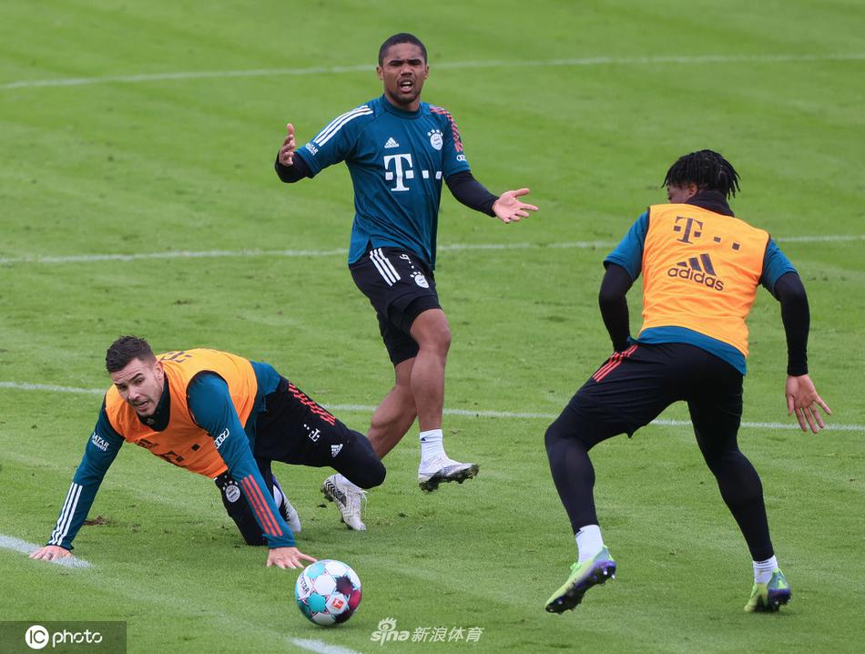 اليورو الإيطاليالعملة الموحدة في قلب أوروبا
